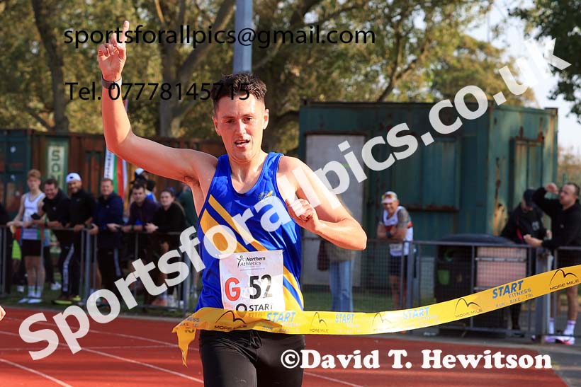 Mens 6 Stage Relay, 2024 Northern Mens 6 and Womens 4 and Youngsters Relays, Stanley Park, Blackpool.  Photo: David T. Hewitson/Sports for All Pics